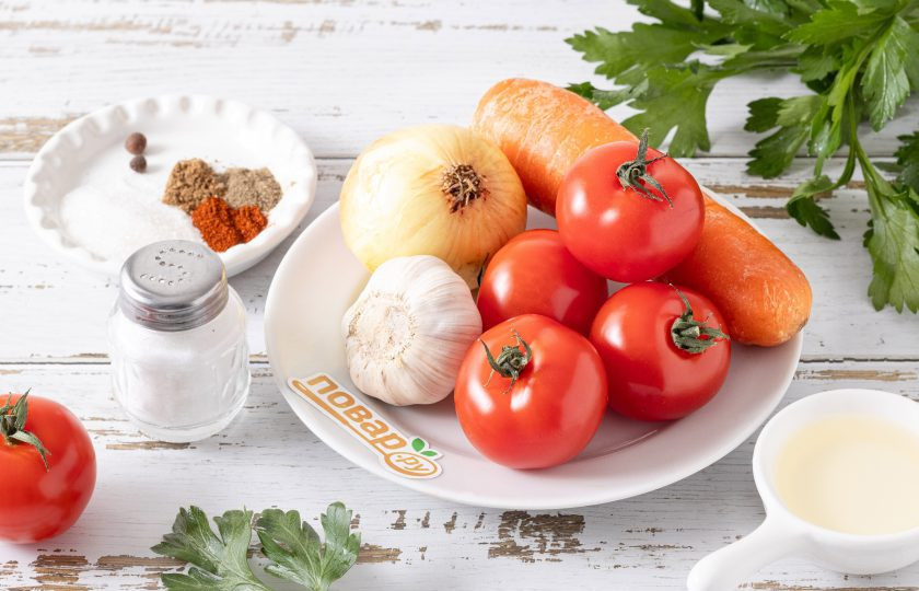 1. Этап. Помидоры фаршированные морковью: Подготовьте все ингредиенты.