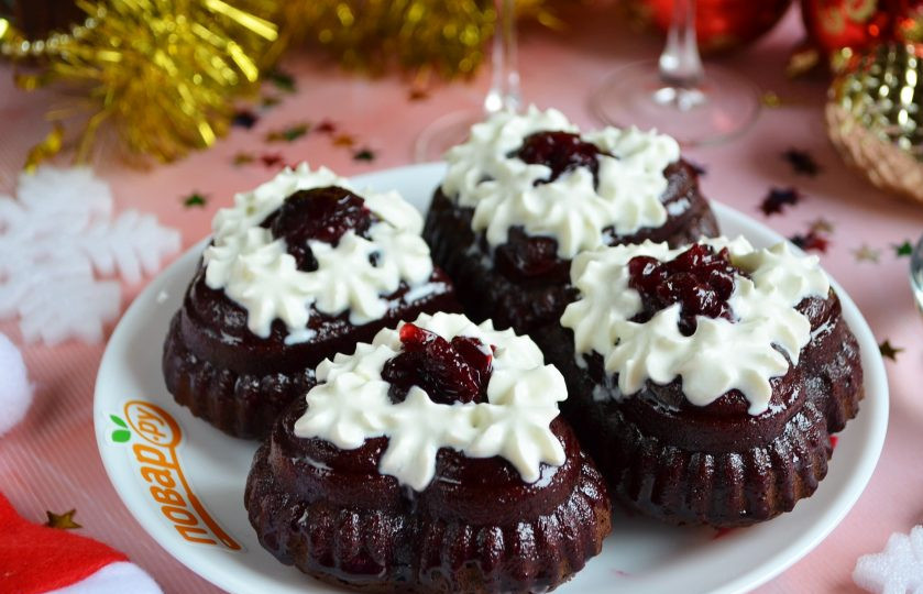 1. Этап. Пирожное Черный лес: 10. С Наступающим!