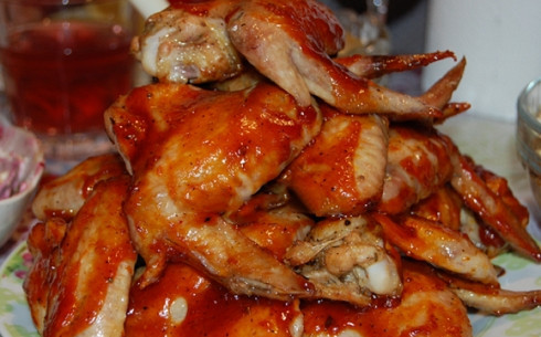 1. Этап. Куриные крылья барбекю: Крылья готовы, приятного аппетита!