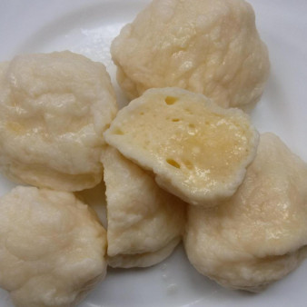 Вареные сырники для детей