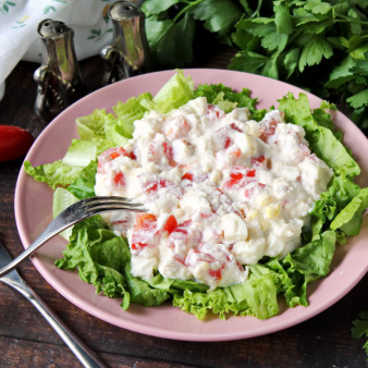 Салат с рикоттой и помидорами