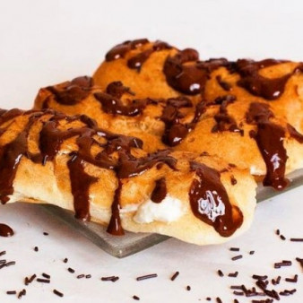 Заварное тесто для эклеров