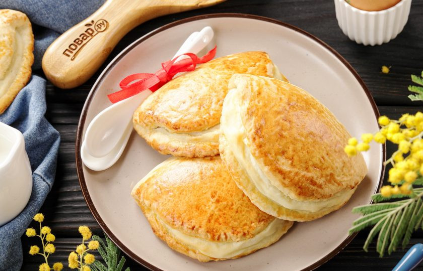 1. Этап. Сочни по ГОСТу: Сочни по ГОСТу готовы. Готовой выпечке дайте остыть и подавайте к столу.