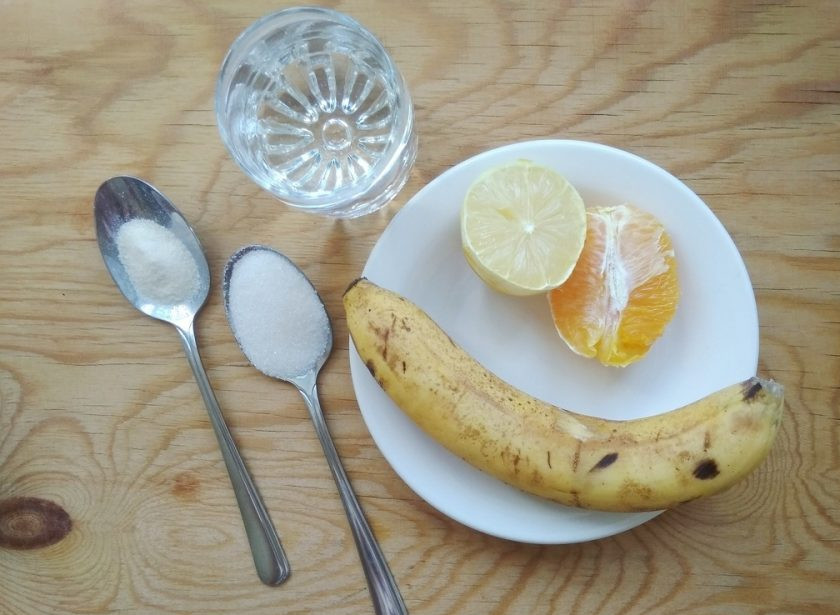 1. Этап. Бананы в желе: 1. Приготовьте ингредиенты.