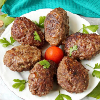 Котлеты из мраморной говядины