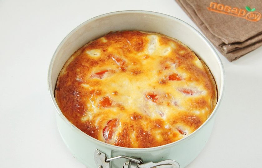 1. Этап. Французский пирог с кукурузой и помидорами: 10. Как только появилась румяная корочка, а начинка схватилась - французский пирог с кукурузой и помидорами готов.