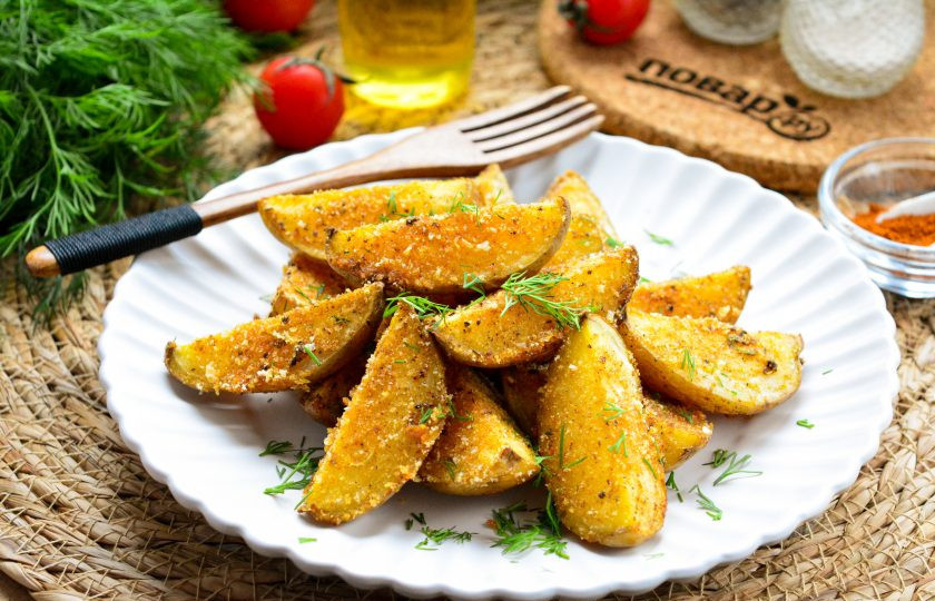 1. Этап. Картофель по-крестьянски: В горячем виде блюдо сразу подавайте к столу. Приятного аппетита!