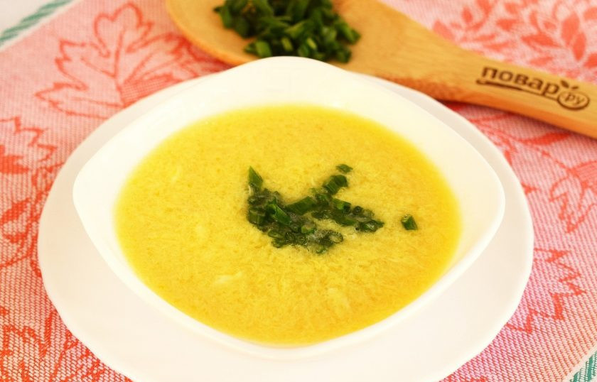 1. Этап. Суп-пюре из яиц (лучше, чем в ресторане): Суп подавайте горячим и с измельченным шнитт-луком. Приятного аппетита!