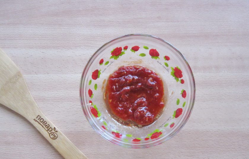 1. Этап. Ребрышки по-мексикански: Перемешайте все ингредиенты маринада для ребрышек.