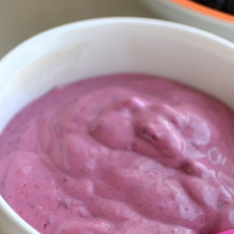 Творожно-ежевичный смузи