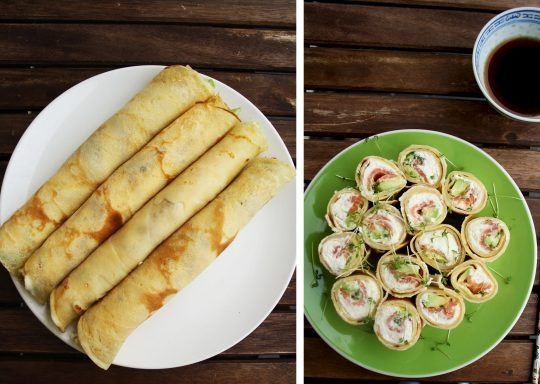 1. Этап. Роллы из блинов с семгой: 3. Аккуратно сверните блинчики рулетами. Оставьте минут на 20, а потом нарежьте острым ножом.