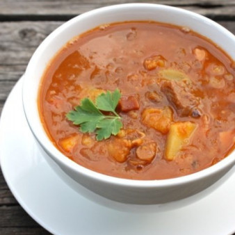 Суп из чечевицы с копченостями