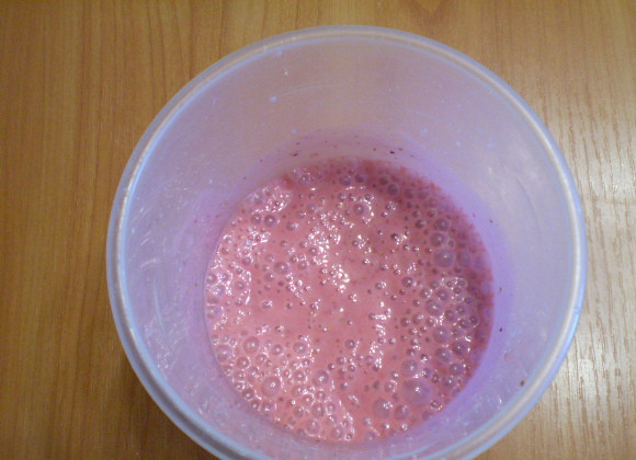 1. Этап. Клубничный коктейль в блендере: 6. Готово, разливаем по стаканчикам и подаем, приятного!