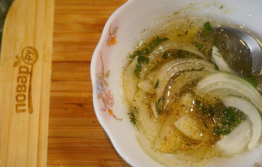 1. Этап. Бурум с курицей: 5. Смешайте все ингредиенты для маринада.