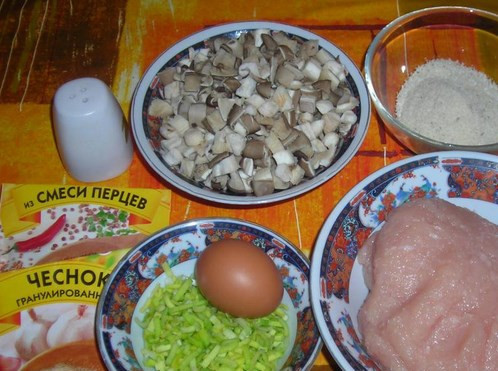 1. Этап. Куриная грудка с цветной капустой в духовке: Приготовьте ингредиенты.