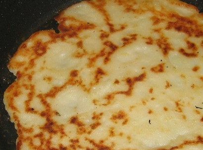 1. Этап. Лефсе: 6. Обжариваем в масле с двух сторон, пока края не зарумянятся. Готово!