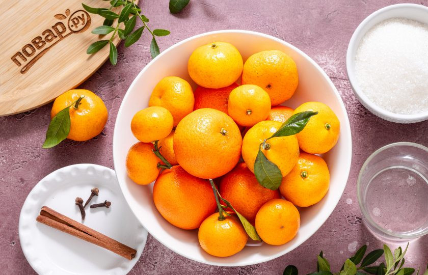 1. Этап. Варенье из мандаринов без кожуры: Подготовьте все ингредиенты.