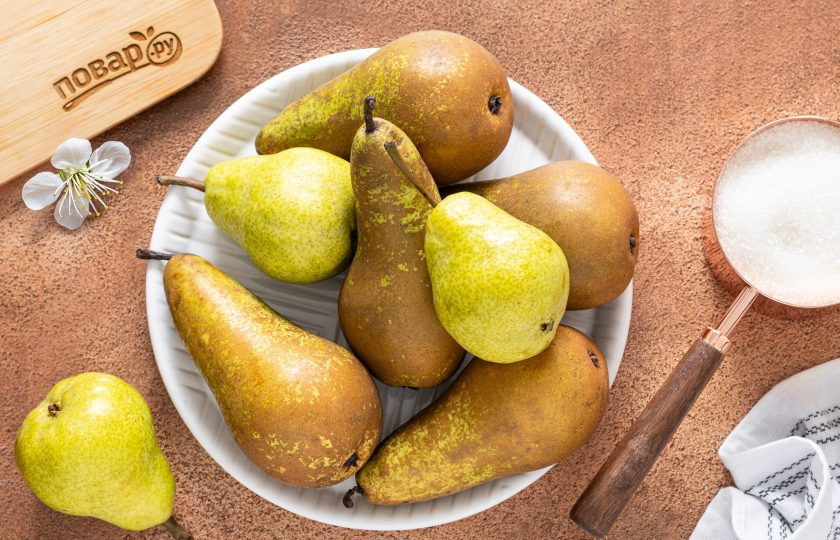 1. Этап. Грушевый мед: Подготовьте все ингредиенты.