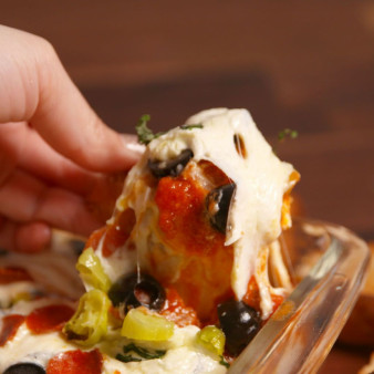 Pizza Seven Layer Dip