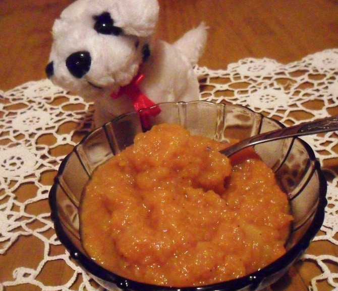 1. Этап. Пюре для грудничка: За это время пюре остынет и им уже можно кормить ребенка. Пюре можно хранить в холодильнике и разогревать по мере надобности, так как на один прием его будет слишком много.