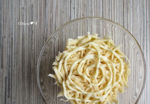 1. Этап. Салат Первый снег с тунцом: Майонез.