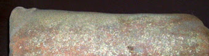 1. Этап. Вяленая свинина со специями: Через 24 часа помещаем мясо в чулок и подвешиваем в хорошо проветриваемом помещении на 4 дня.