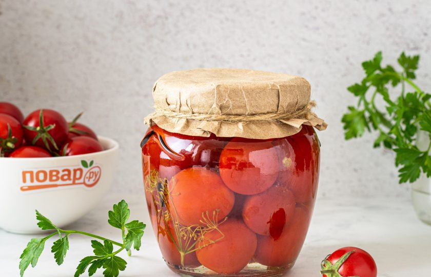 1. Этап. Помидоры без уксуса на зиму: После консервацию можно убрать на хранение в прохладное место. Помидоры без уксуса на зиму готовы.