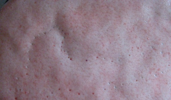 1. Этап. Торт Италия: 10. Наиболее интересный этап работы - это украшение. С помощью шаблона (рисунка на бумаге) необходимо перенести на поверхность торта контур карты Италии. Для начала можно продавить с помощью зубочистки, например, наметив края.