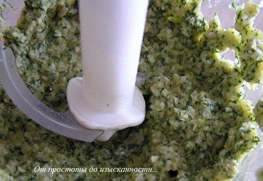 1. Этап. Треска с арахисовым соусом: Измельчите, оставьте на 10 минут.