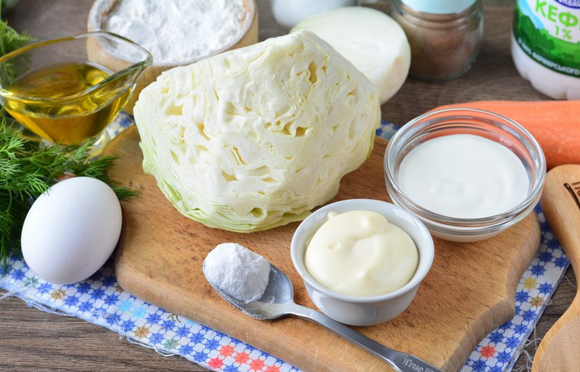 1. Этап. Капустный заливной пирог на майонезе и сметане: Подготовьте все ингредиенты.