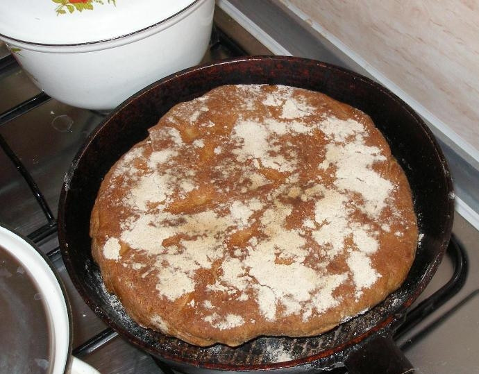 1. Этап. Здоровый хлеб: Запекайте здоровый хлеб 20-30 минут в духовке при 180 градусах или на конфорке на медленном огне. Всё готово! Приятной дегустации!