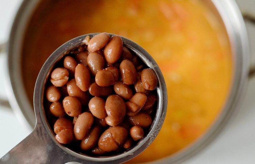 1. Этап. Карибский суп: В конце добавьте консервированную фасоль.