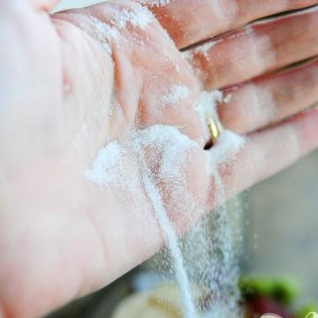 1. Этап. Утка карри по-тайски: ... немного сахара...