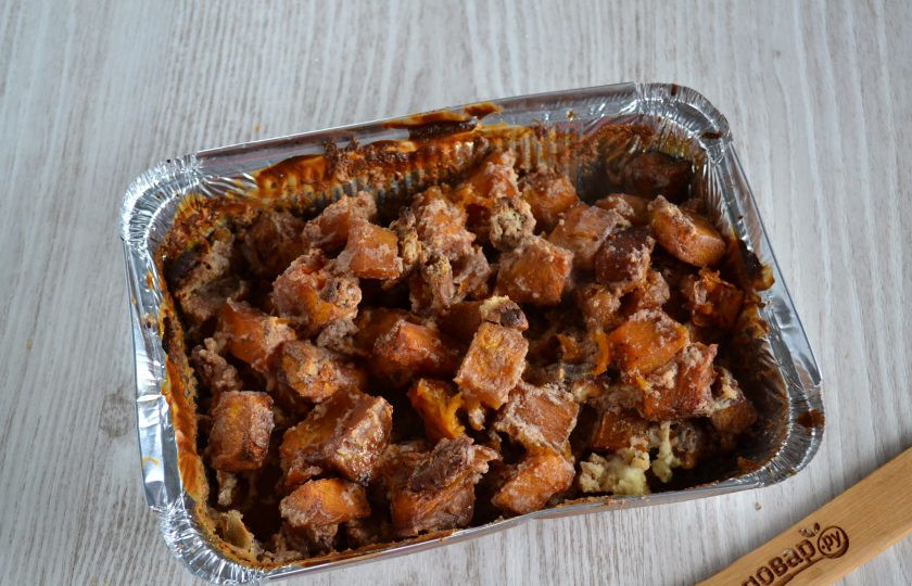 1. Этап. Тыква в сметанном соусе в духовке: Моя тыква готова. Она получилась очень мягкой, ароматной и очень вкусной.