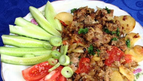 1. Этап. Жареная картошка с фаршем: 5. Вот и все! Приятного аппетита!