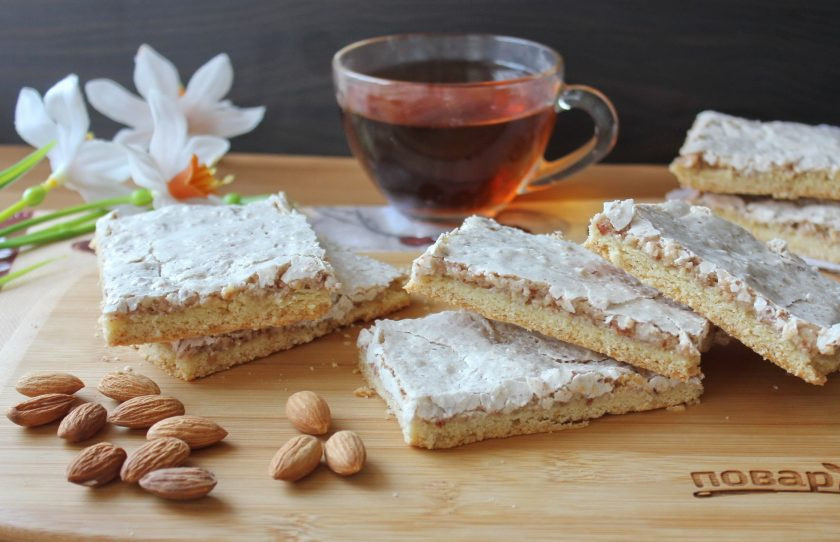 1. Этап. Краковское печенье: Нежное, рассыпчатое и вкусное краковское печенье готово. Можно подавать к чаю. Приятного аппетита!