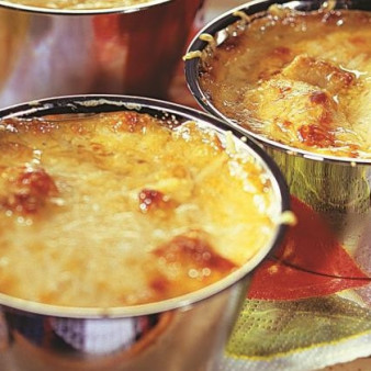 Жульен с курицей и белыми грибами