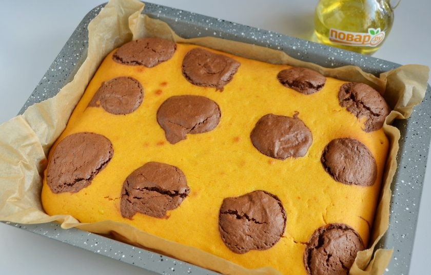 1. Этап. Брауни из тыквы: 11. Выпекайте около 40 минут при 180 градусах.