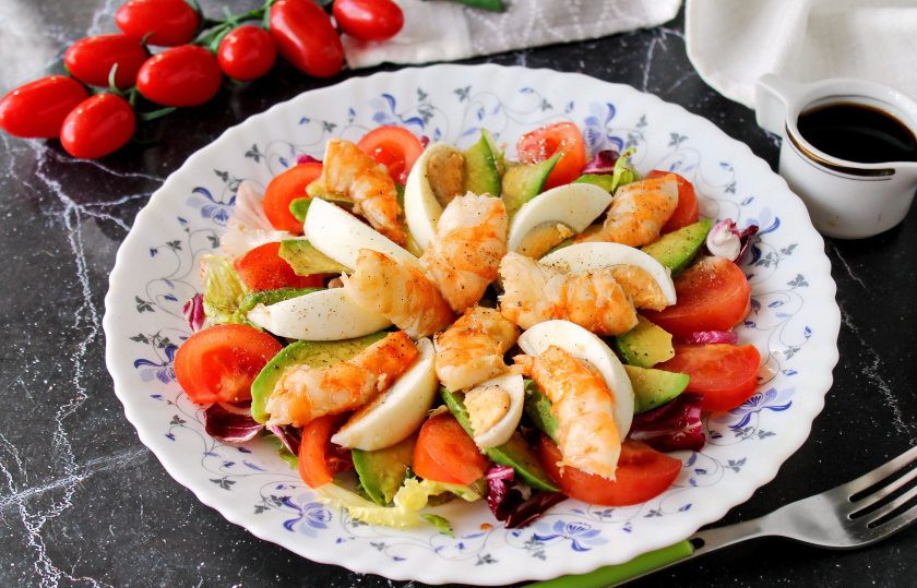 1. Этап. Салат с авокадо и лангустинами: Приятного аппетита!