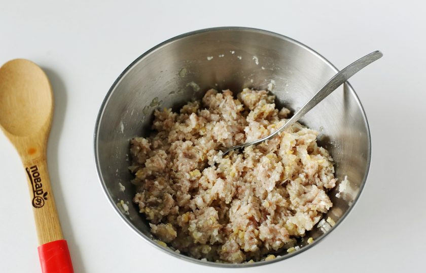 1. Этап. Ленивые голубцы с булгуром: Хорошо все перемешайте.