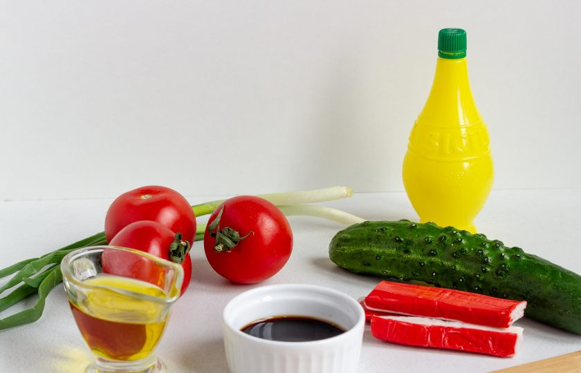 1. Этап. Салат Лайт: Подготовьте все необходимые ингредиенты.