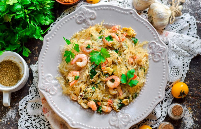 1. Этап. Лапша с креветками по-тайски: Приятного аппетита!