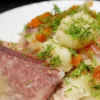 Жаркое из свинины с картофелем