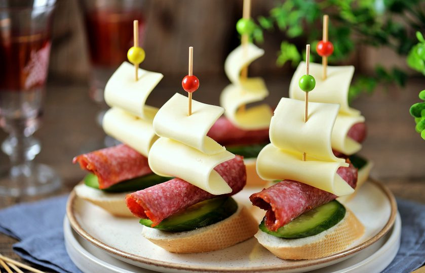 1. Этап. Канапе Кораблик: Очень симпатичные канапе 