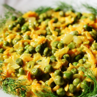 Тушеный горошек