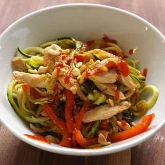 Pad Thai Zoodles with Chicken