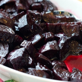 Простой салат из свеклы