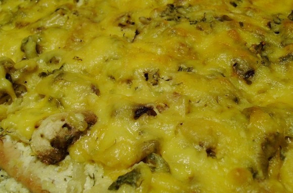 1. Этап. Отбивная с грибами и сыром: 9. Вот и весь простой рецепт отбивных с грибами и сыром. Осталось только аккуратно разрезать на порционные кусочки и подавать блюдо к столу с гарниром или салатом.