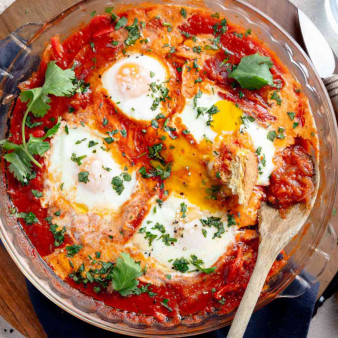 Make Shakshuka Fast and Easy in the Microwave