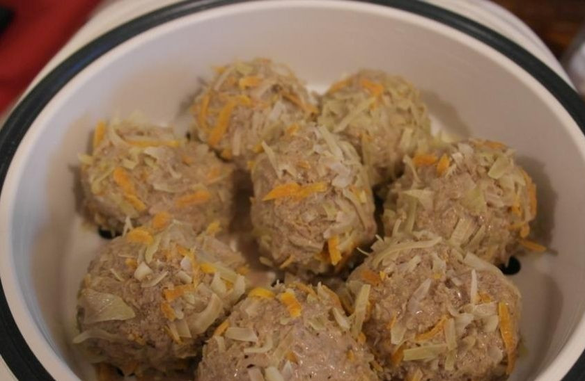 1. Этап. Ленивые голубцы (рецепты в мультиварке): 6. По окончании программы ленивые голубцы будут готовы к употреблению! Такое блюдо выступает как самостоятельное (к нему не нужен гарнир).